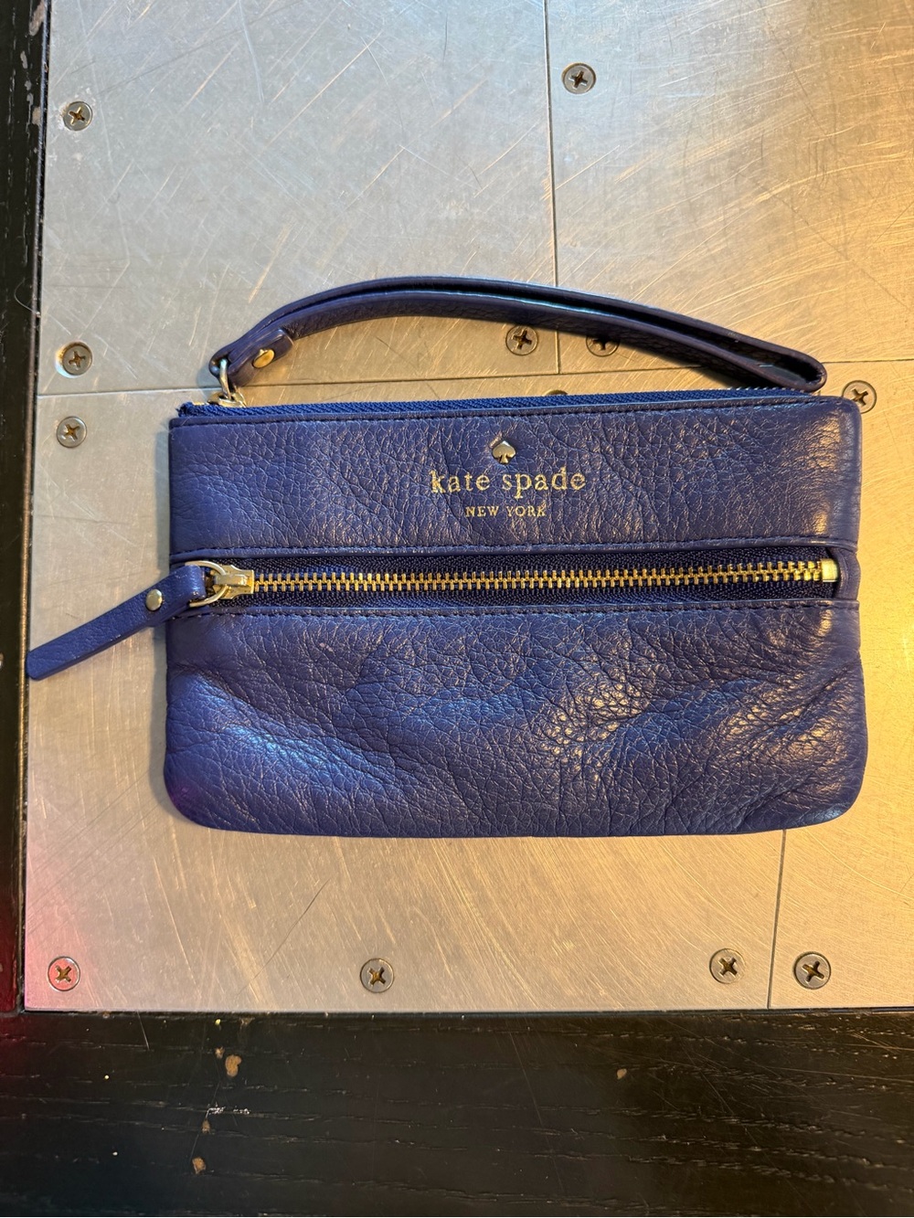 kate spade cobalt blue pebbled leather zip wallet with gold hardware - Picture 3 of 3